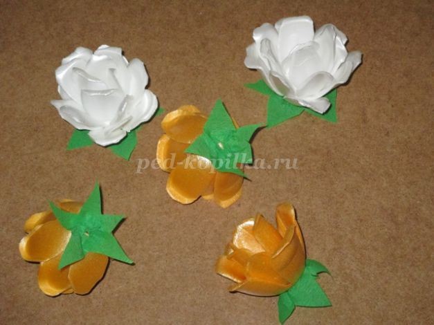 Рамка для фотографий детскими руками: часть 2