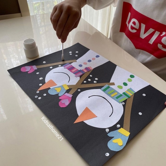 Радостные снеговички