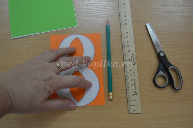 Подарок мамочке на 8 марта детскими руками: мастер-класс, часть 2