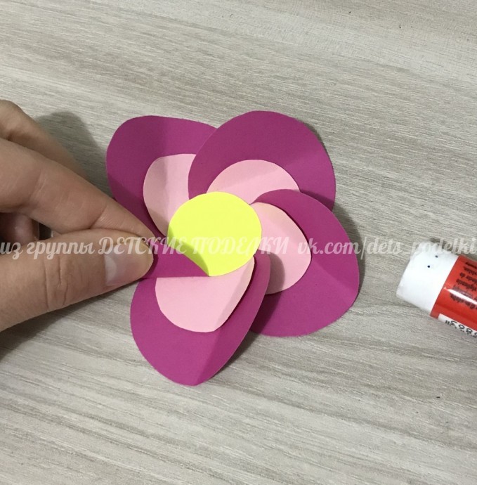 Цветочек мамочке Цветочек мамочке