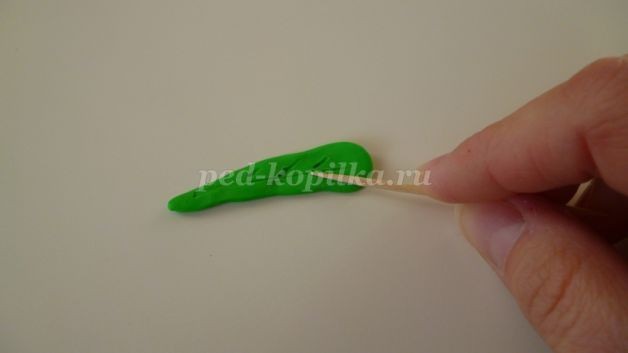 Декоративная вазочка с цветком Декоративная вазочка с цветком