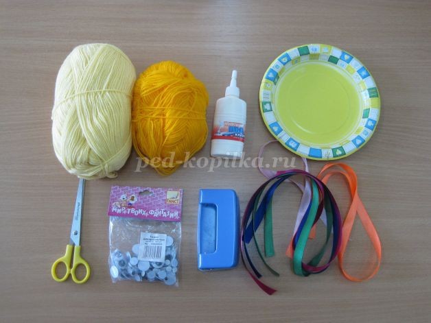 Солнышко из одноразовых тарелок: часть 1 Солнышко из одноразовых тарелок: часть 1