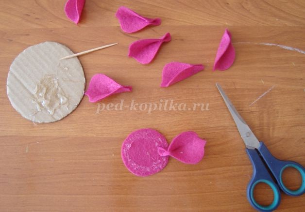 Цветы из фетра: часть 1