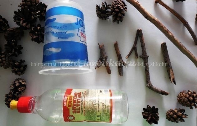 Совушка из шишек