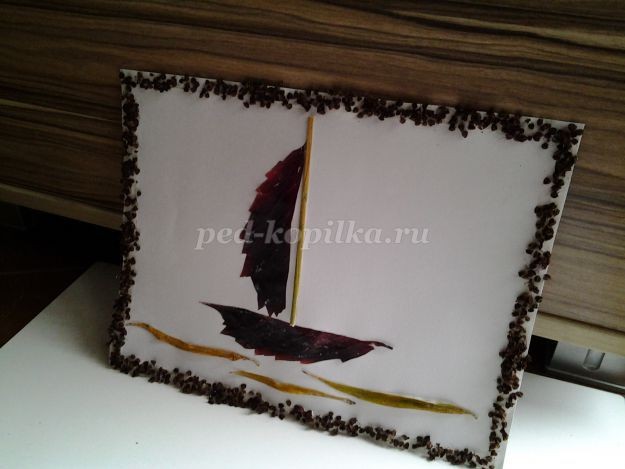 Аппликация из листьев: кораблик Аппликация из листьев: кораблик