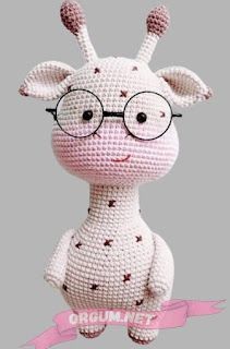 ​Жирафик в очках