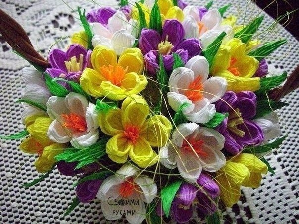 ​Букет бумажных цветов для мамы