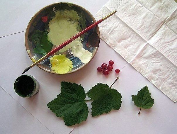 Рисуем смородинку листьями и тычками Рисуем смородинку листьями и тычками