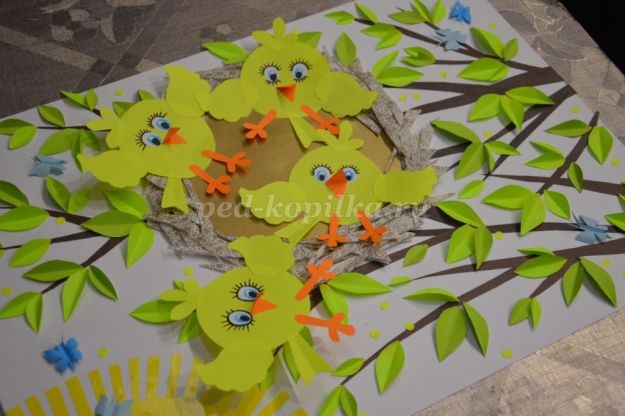 Птенцы в гнезде