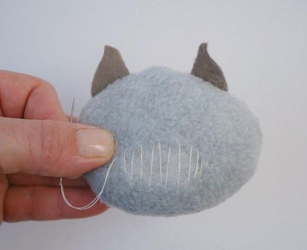 ​Милая белочка-летяга