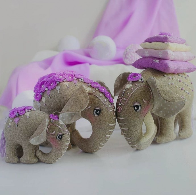 ​Шьём с детками слоников
