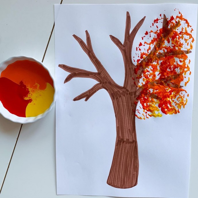 Крона осеннего дерева