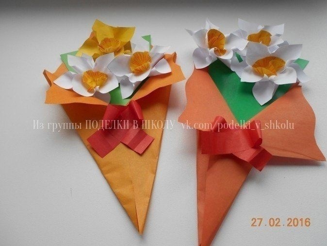 Нарциссы в букете