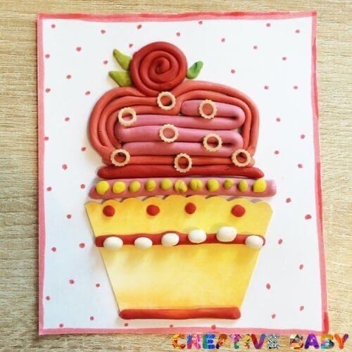 Пирожное из пластилина
