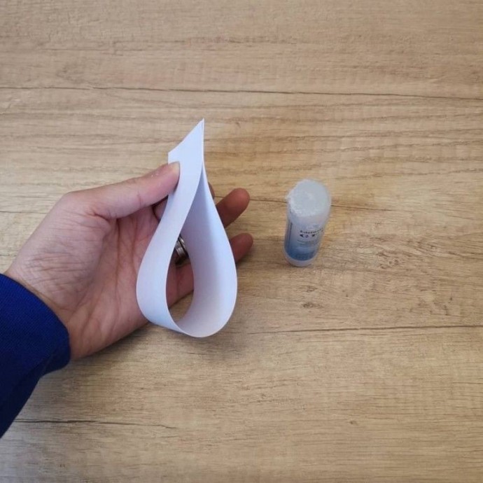 Снеговик с метлой Снеговик с метлой