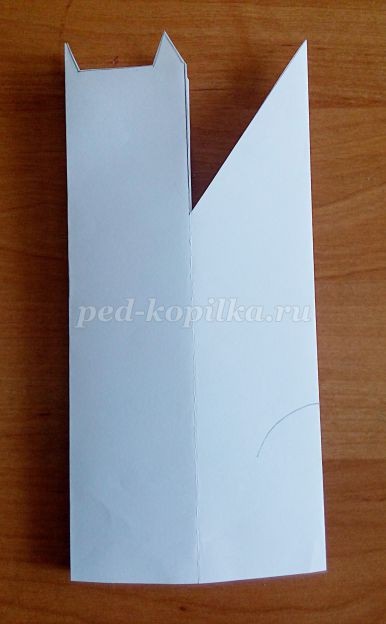 Архитектура в бумажной пластике: готический собор в технике "Киригами", часть 1