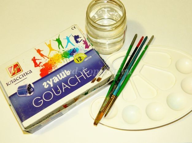 Рисование клубники и божьей коровки