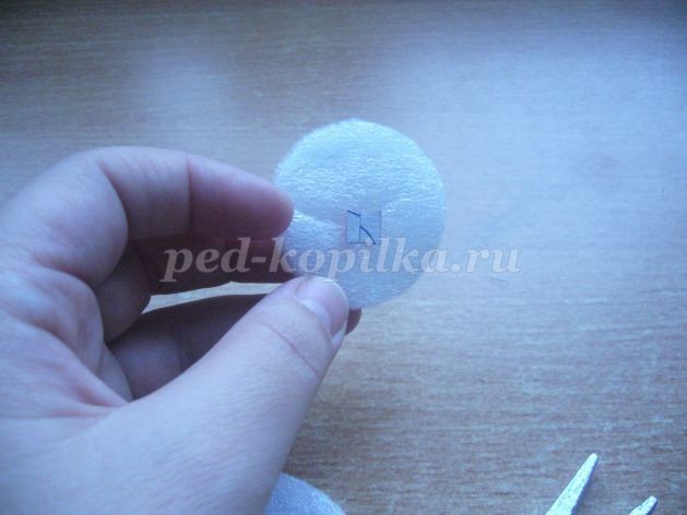 Игрушка для новогодней елки Снеговичок