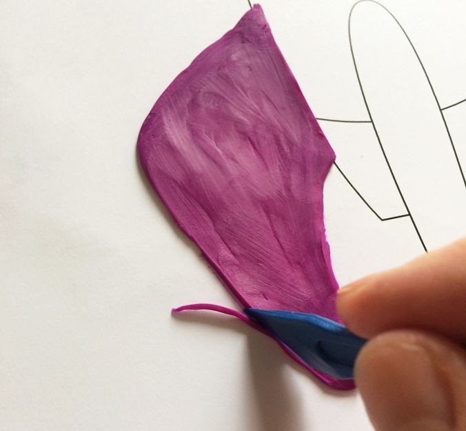 Ракета, которая нарисована пластилином