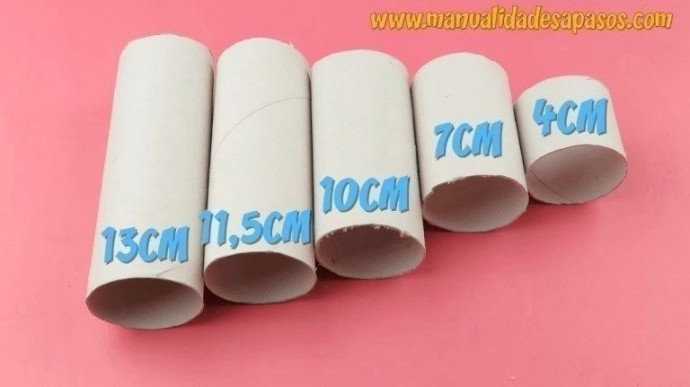 Подставка для канцтоваров из картонных рулонов Подставка для канцтоваров из картонных рулонов