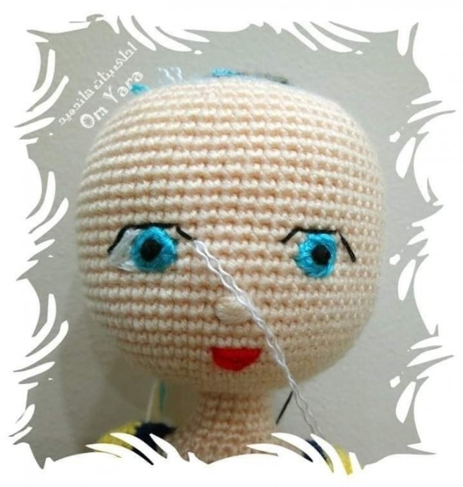 Вышиваем глазки куколке Вышиваем глазки куколке