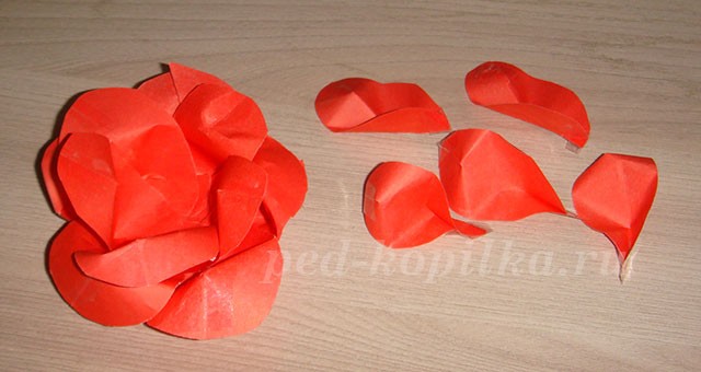 Роза из бумаги: мастер-класс