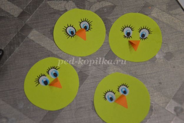 Птенцы в гнезде