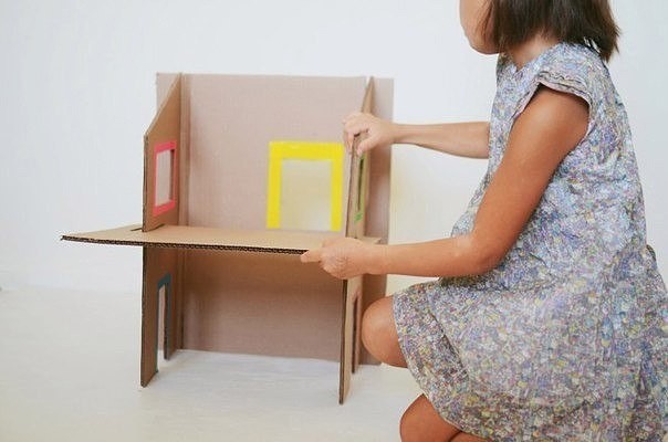 ​Игрушечный домик из картона детскими руками