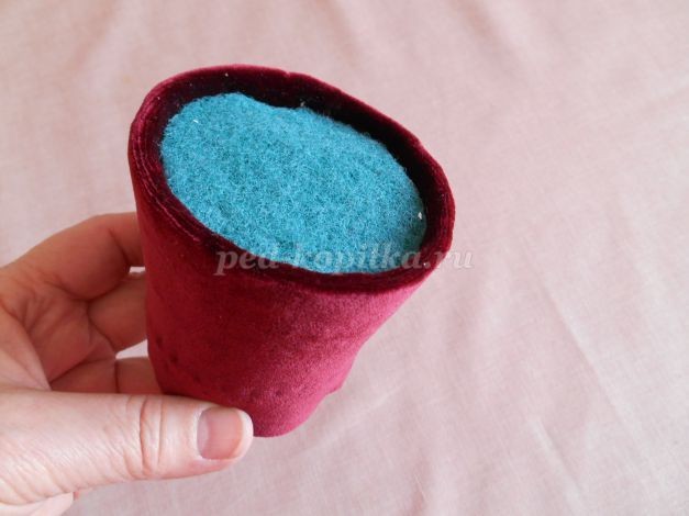 Красные тюльпаны из пластиковых ложек: часть 2 Красные тюльпаны из пластиковых ложек: часть 2