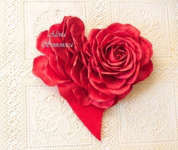 Объёмная открытка "Сердце с розой"