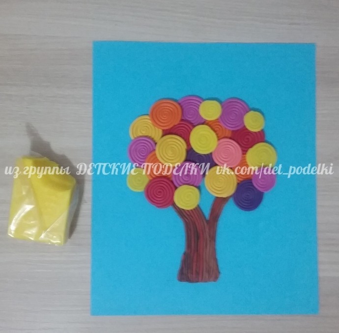 ​Аппликация из пластилина "Яркая осень"
