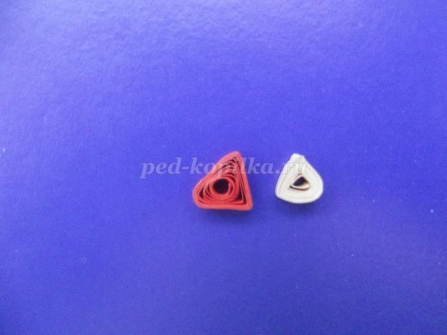 Открытка в технике квиллинг: мастер-класс, часть 2 Открытка в технике квиллинг: мастер-класс, часть 2