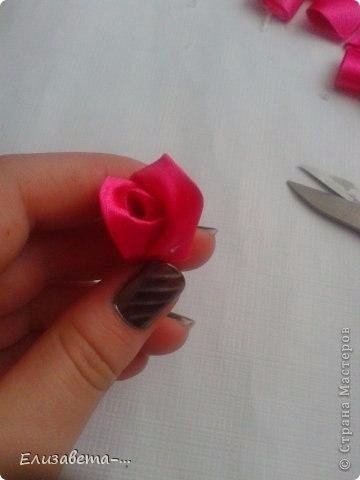 Розочки из атласных лент