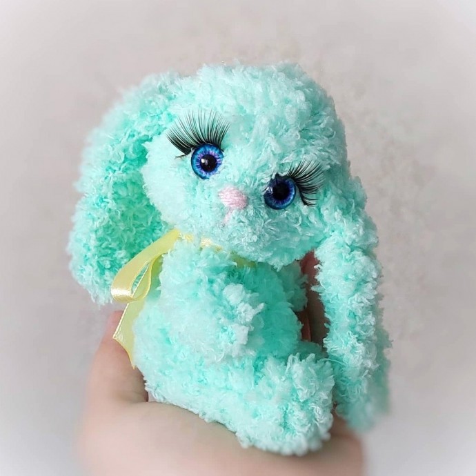 Зайка из пряжи Зайка из пряжи