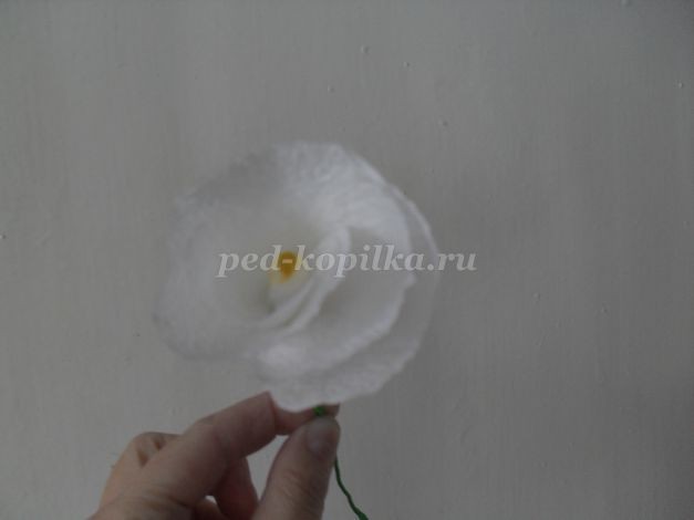 Подснежник из салфеток