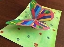 ​Объёмная бабочка на листе-полянке