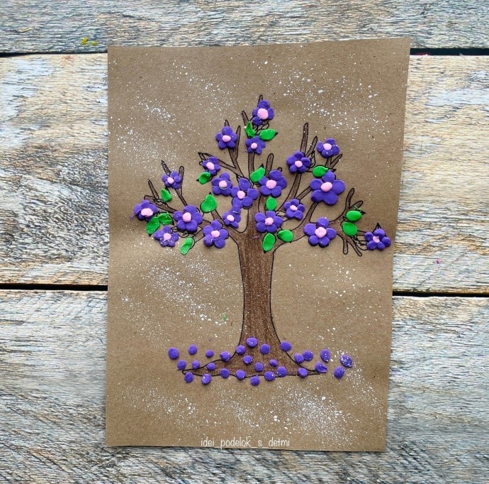 Весеннее дерево