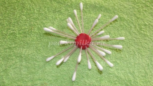 ​Цветочки из ватных палочек