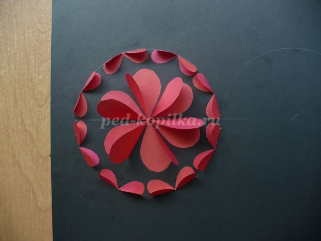 Цветочный светофор из бумаги Цветочный светофор из бумаги