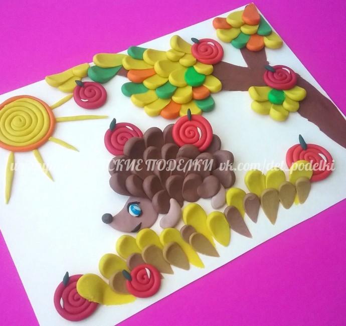 ​Ёжик и яблонька