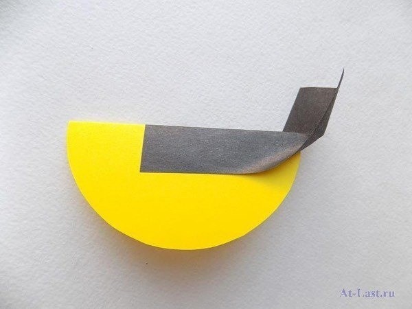 Как легко сделать синичку из бумаги