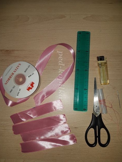 Венок "Изобильные дары" из природного материала