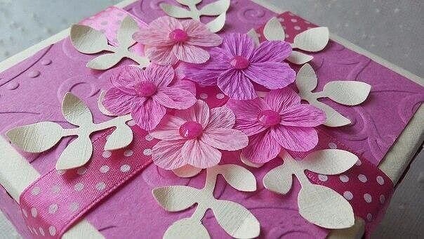 Цветы из гофрированной бумаги