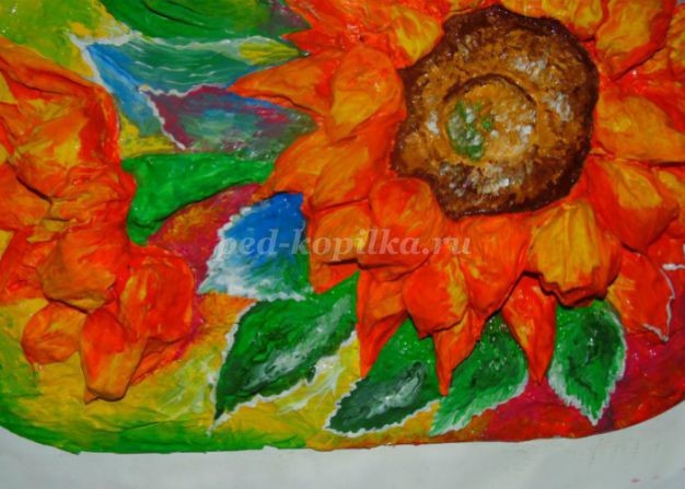 ​Подсолнухи из бумаги: часть 3
