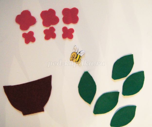 Фиалки из ткани Фиалки из ткани