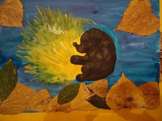 Рисуем пластилином ёжика или пластилинография