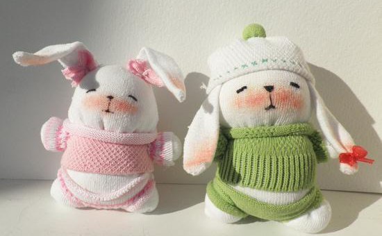 Носочное творчество или зайка своими руками