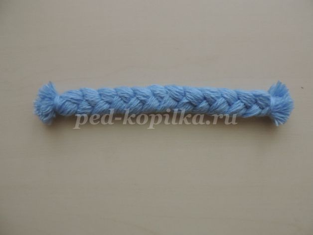 Снегурочка из ниток: новогодний мастер-класс, часть 2