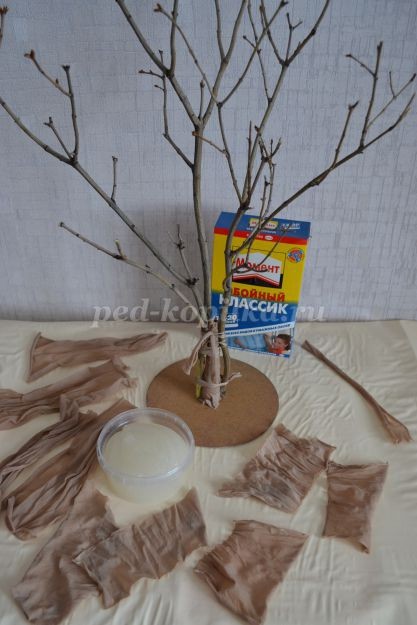 Дерево из пряжи: часть 1