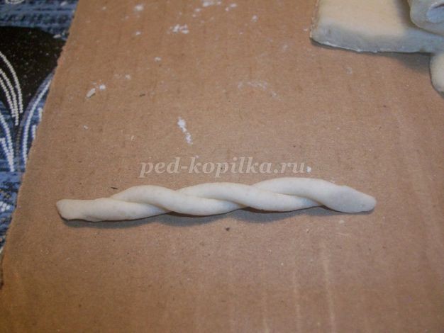 Нежный ангел из солёного теста детскими руками: мастер-класс, часть 2 Нежный ангел из солёного теста детскими руками: мастер-класс, часть 2